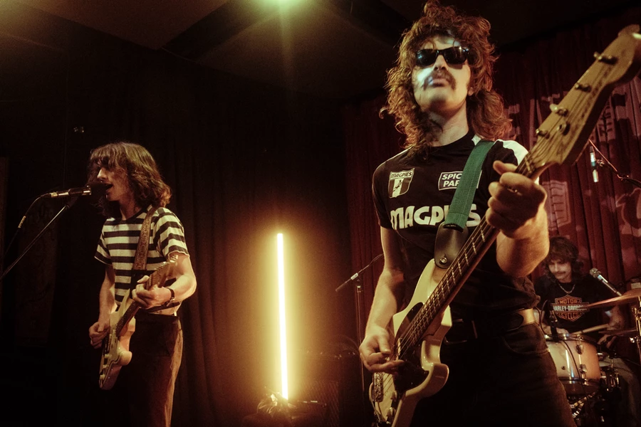 The Gnomes Live at RRR 2