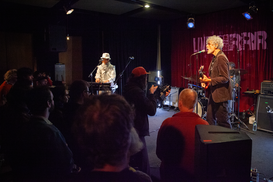 Blonde Redhead Live at RRR 6
