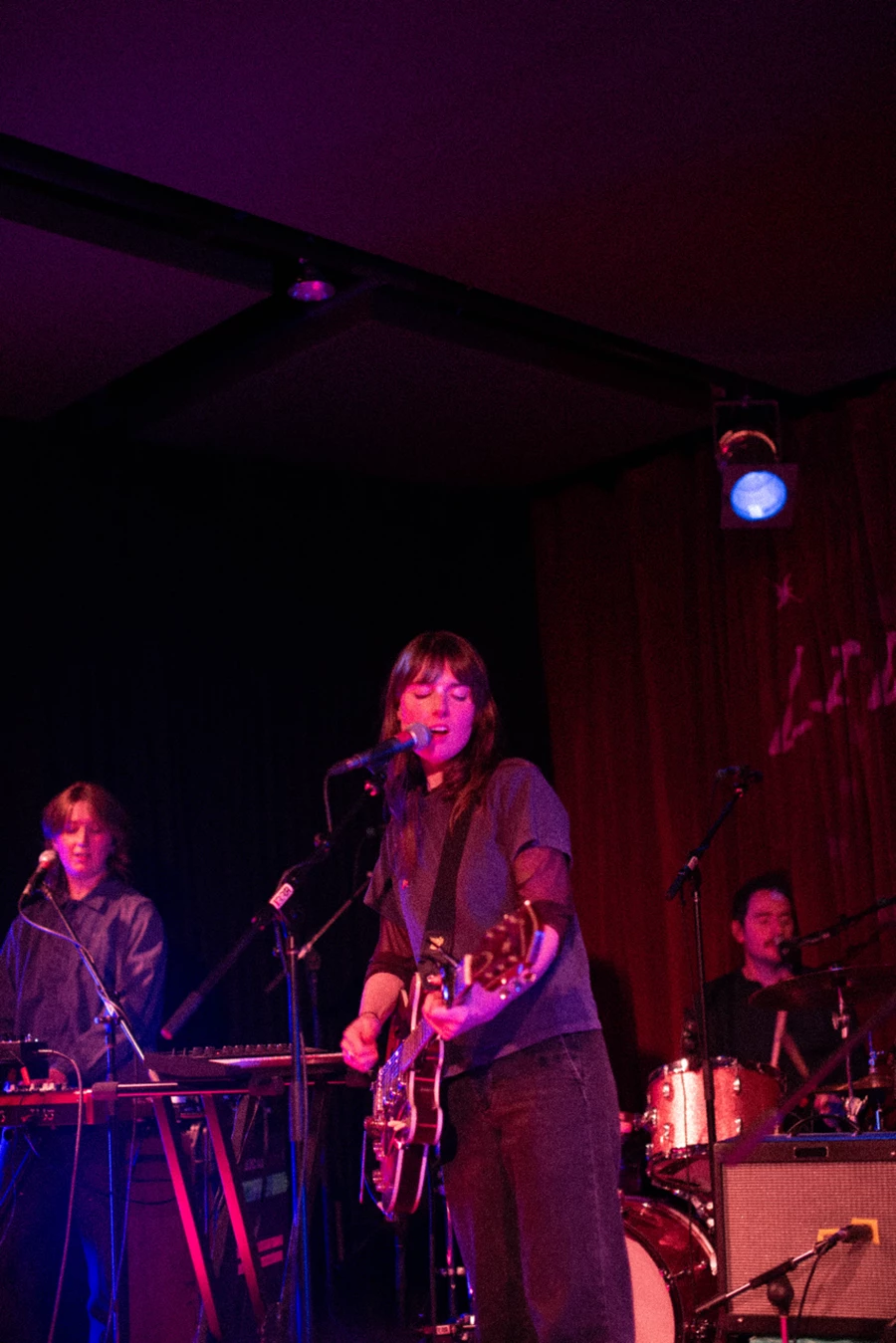 Angie McMahon Live at RRR 5