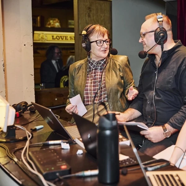Breakfasters: Denise Scott Brings The Laughs To The Punters Club