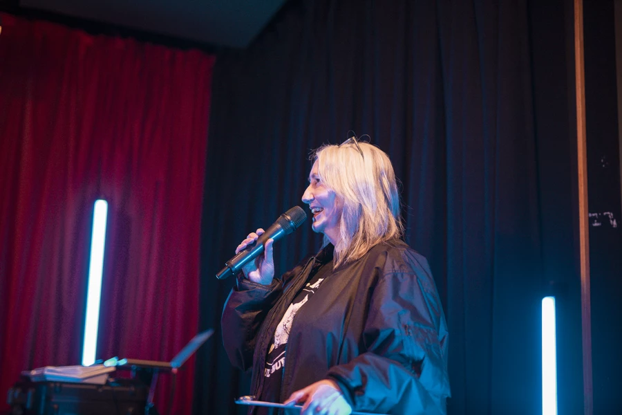 Simona Castricum, Live at RRR 10