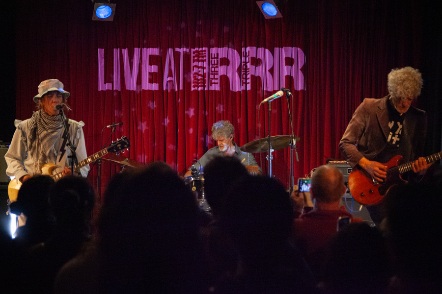 Blonde Redhead Live at RRR 8