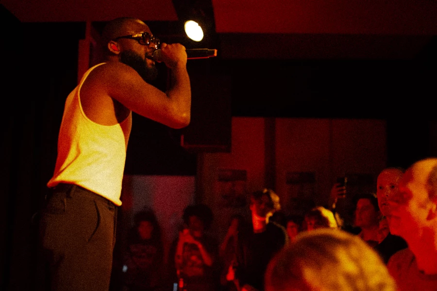 Genesis Owusu Live at RRR 8
