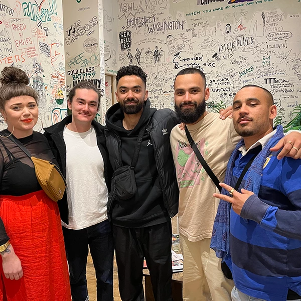 Articles: Photo Gallery: Izy Live at RRR — Triple R 102.7FM, Melbourne ...
