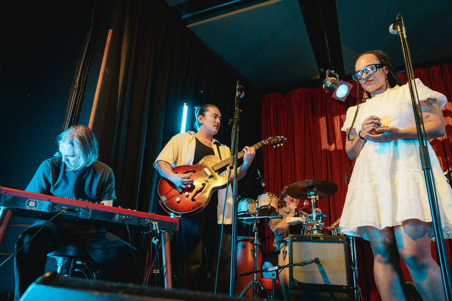 Owelu Dreamhouse Live at RRR 2