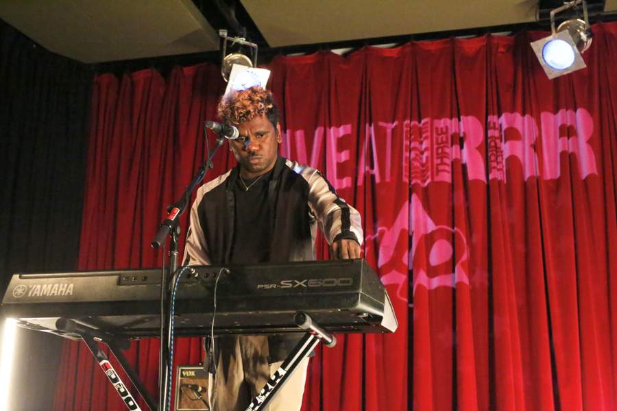 Drifting Clouds Live at RRR 10