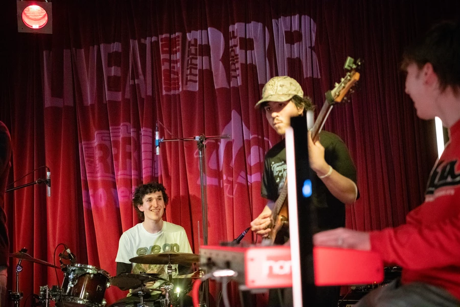 Miles Nautu Live at RRR 5