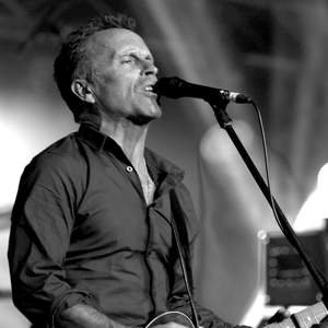 Mark Seymour on stage