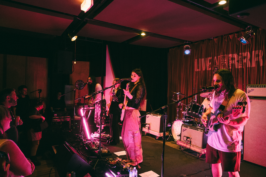 Wet Leg Live at RRR 8