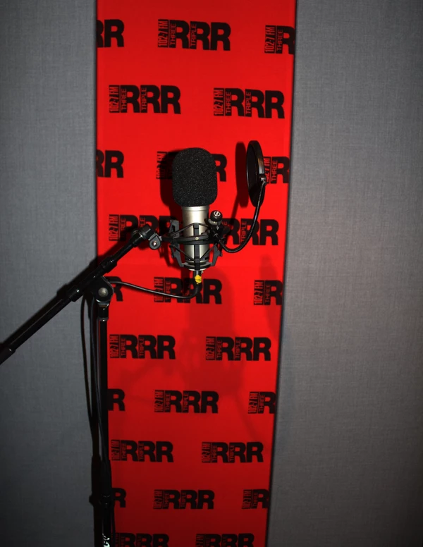 Station generic image mic and logo