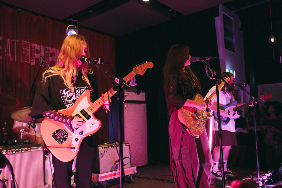 Wet Leg Live at RRR 14