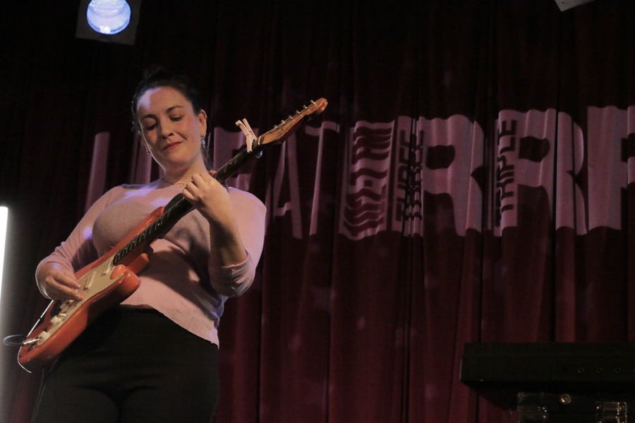 Emma Russack Live at RRR 7