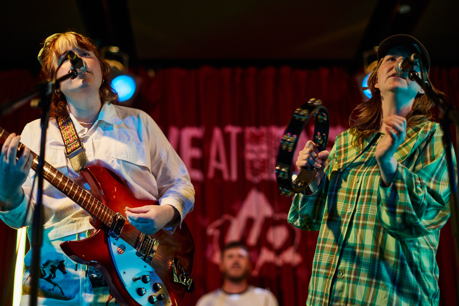 Loose Tooth Live at RRR 2