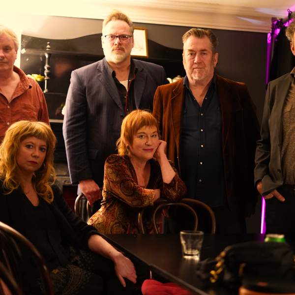 Mick Thomas’ Roving Commission