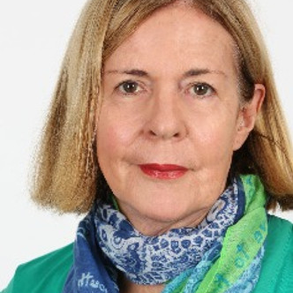 Caroline de Costa