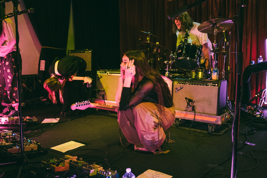 Wet Leg Live at RRR 11