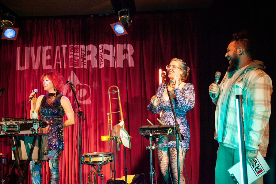 Charlie Needs Braces Live at RRR 11