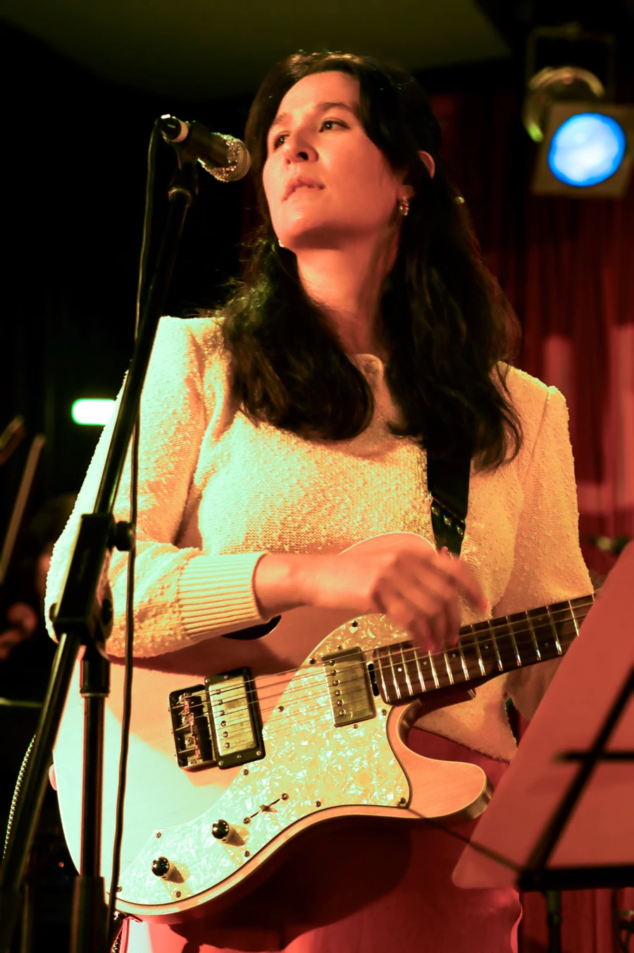 Articles: Photo Gallery: Jess Ribeiro Live at RRR — Triple R 102.7FM ...