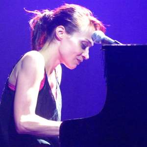 Fiona Apple at the piano