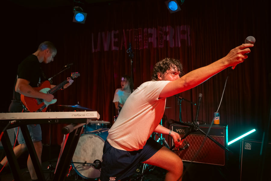 Vintage Crop Live at RRR 9