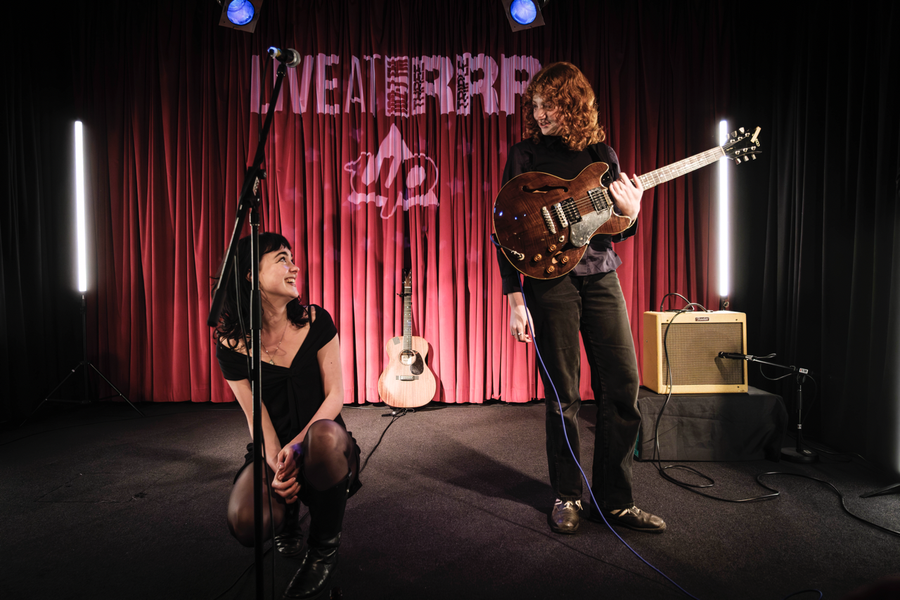 Folk Bitch Trio Live at RRR 3