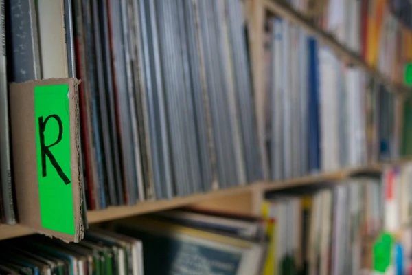 Station generic vinyl R image