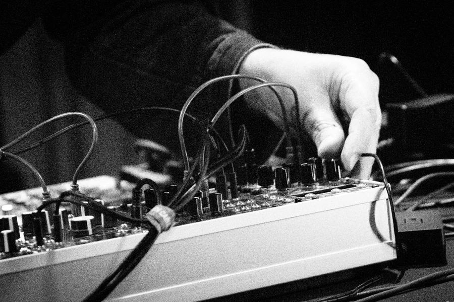 Jeremy Dower Live at RRR 5