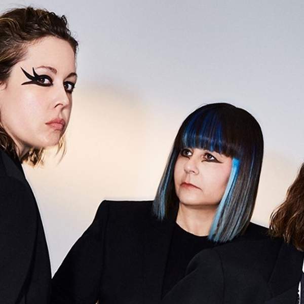 Sleater-Kinney Centre Won't Hold Promo Image