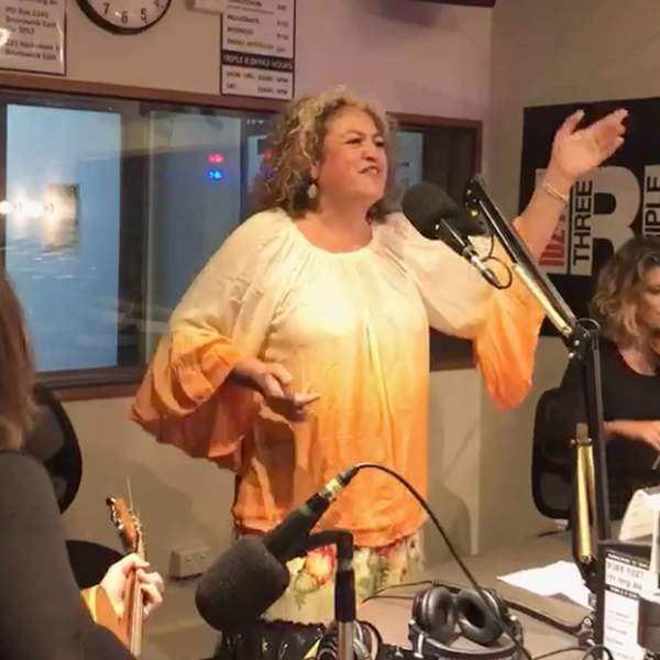 Kylie Auldist on Breakfasters Live