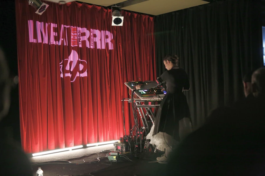 Ela Minus Live at RRR 5