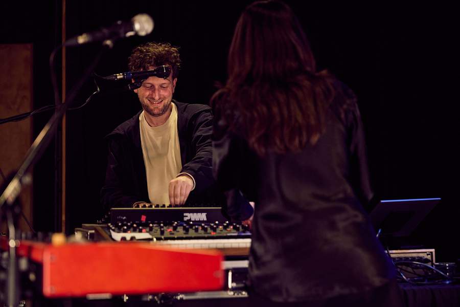 harvey-sutherland-live-at-rrr-02