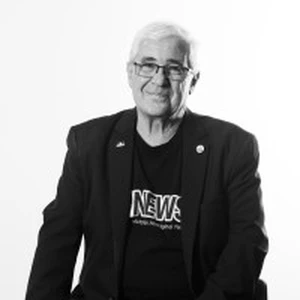 Uncle Charles Pakana