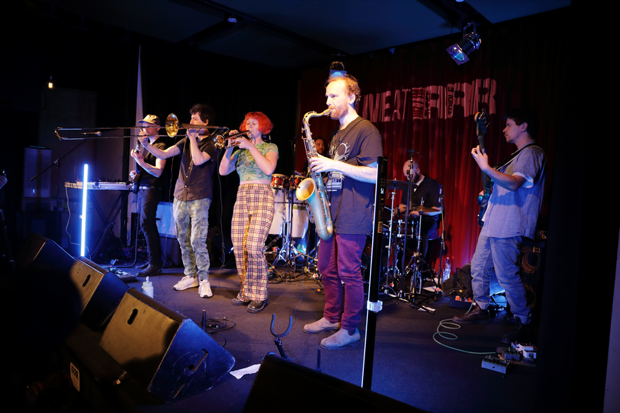 The Seven Ups Live at RRR 1
