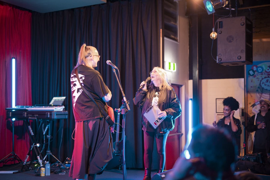 Simona Castricum, Live at RRR 12