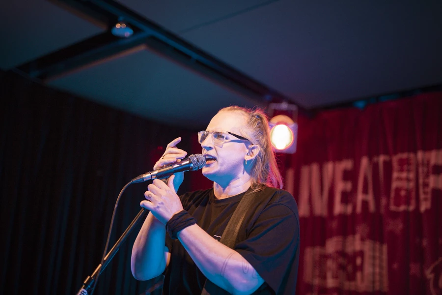 Simona Castricum, Live at RRR 6