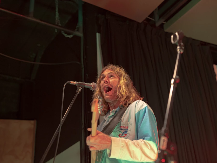 King Stingray Live at RRR 4