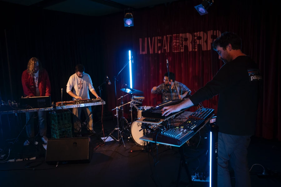 Big Yawn Live at RRR 6