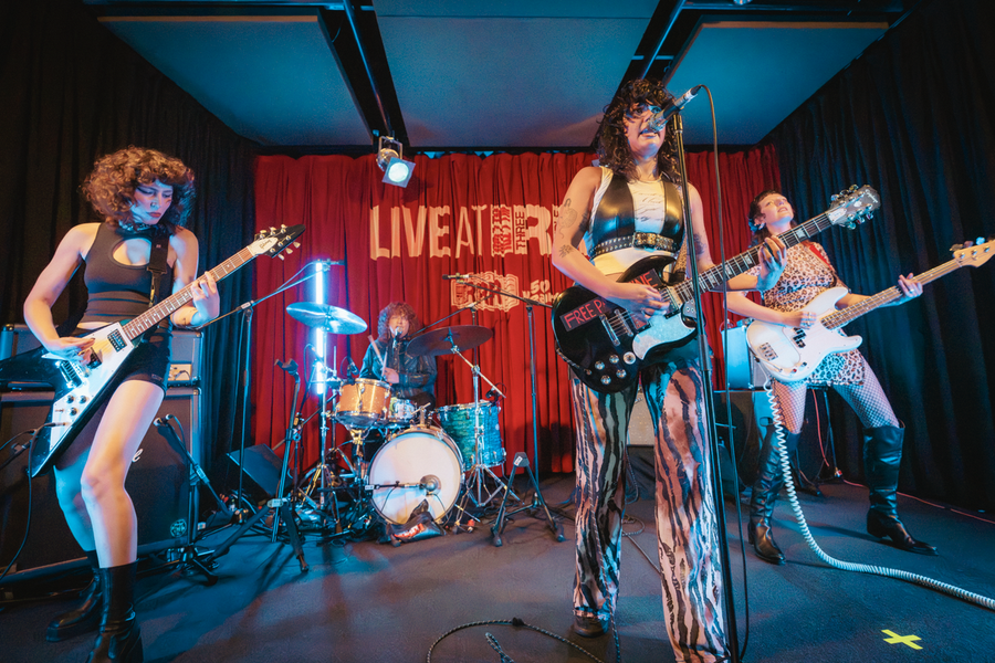 Public Figures Live at RRR 8