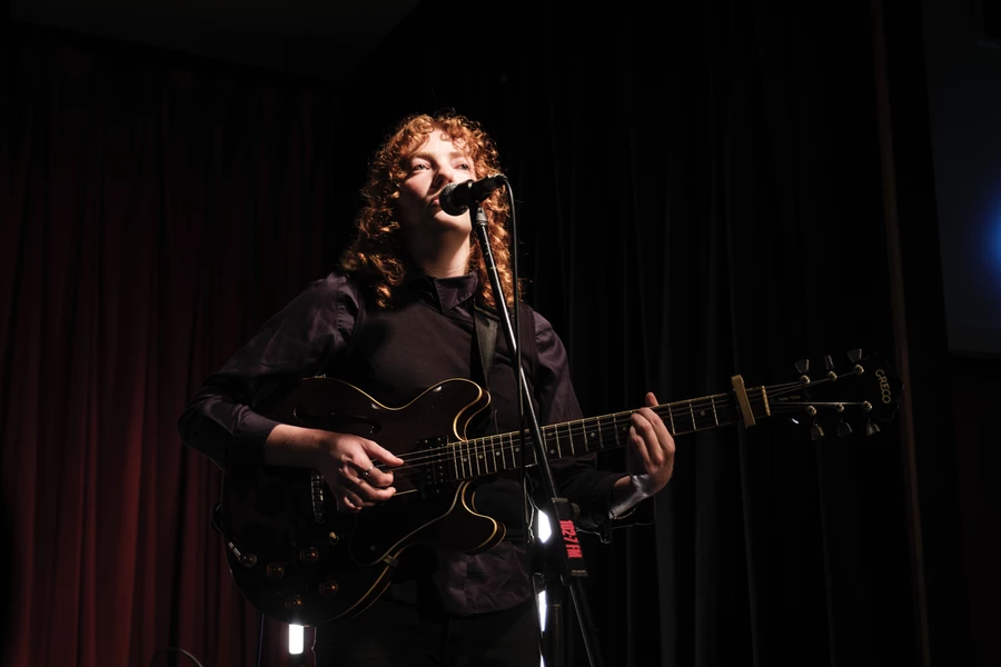 Folk Bitch Trio Live at RRR 6