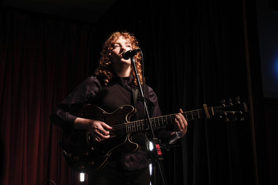 Folk Bitch Trio Live at RRR 6