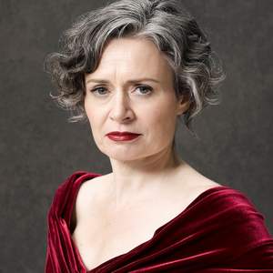 Judith Lucy Amazon