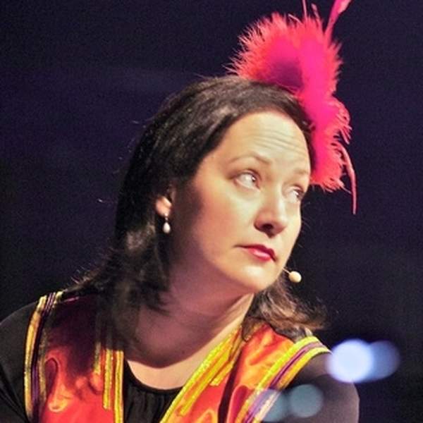 Dr Anita Collins